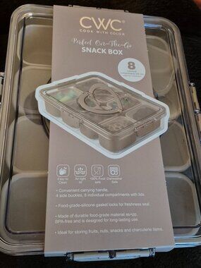 CWC Cook with Color Snack Snackle Box 8 Compartments w/Lids Carry Storage NEW!!